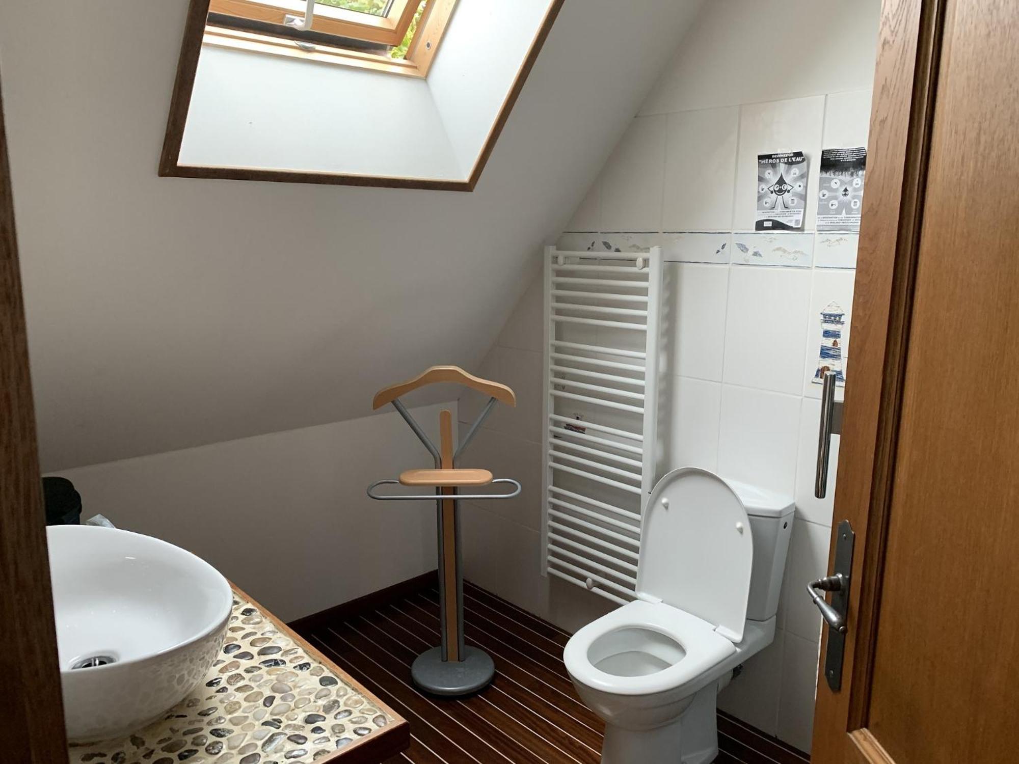 Le Clos Des Tilleuls D Day Home, Chambres D'Hotes, Suite Avec Sauna Privatif, Suite Avec Balneotherapie Privative, En Supplement Option Spa Bain A Remous La Vendelée Oda fotoğraf