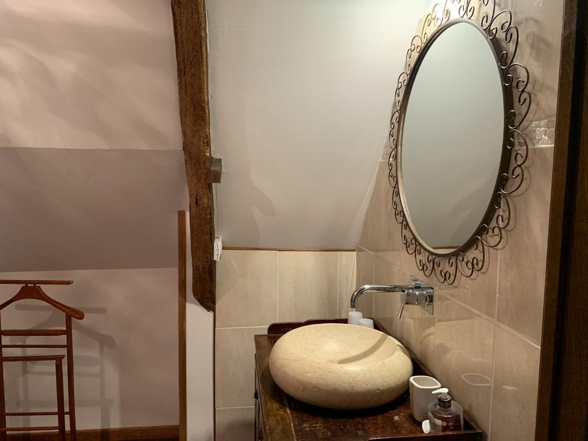 Le Clos Des Tilleuls D Day Home, Chambres D'Hotes, Suite Avec Sauna Privatif, Suite Avec Balneotherapie Privative, En Supplement Option Spa Bain A Remous La Vendelée Dış mekan fotoğraf