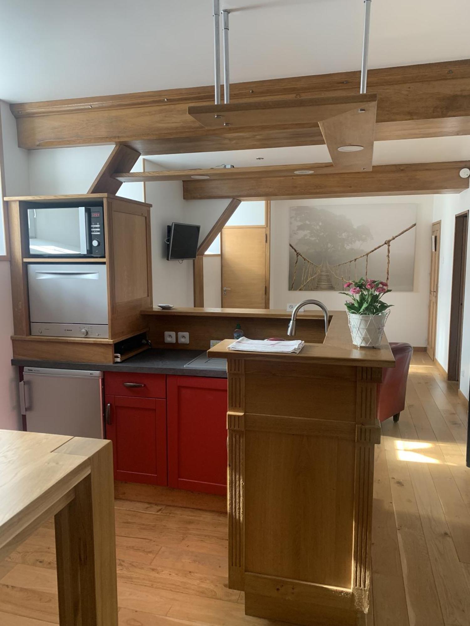 Le Clos Des Tilleuls D Day Home, Chambres D'Hotes, Suite Avec Sauna Privatif, Suite Avec Balneotherapie Privative, En Supplement Option Spa Bain A Remous La Vendelée Dış mekan fotoğraf