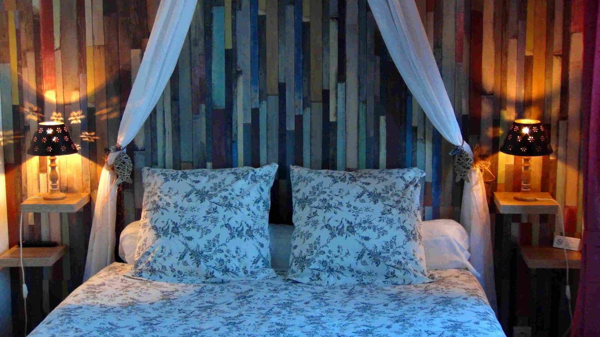 Le Clos Des Tilleuls D Day Home, Chambres D'Hotes, Suite Avec Sauna Privatif, Suite Avec Balneotherapie Privative, En Supplement Option Spa Bain A Remous La Vendelée Dış mekan fotoğraf